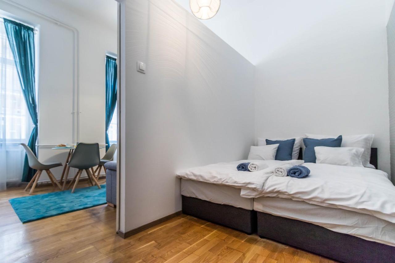 Adele'S Apartment Close To Danube And Fashion Street Budapest Eksteriør billede